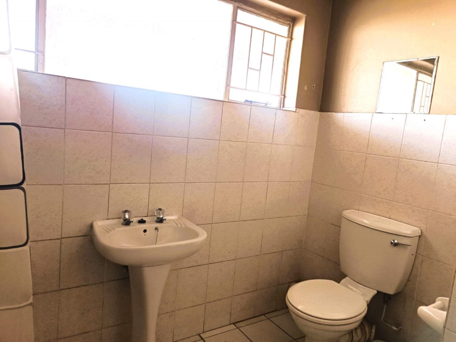 1 Bedroom Property for Sale in Navalsig Free State